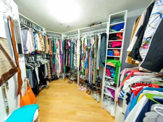 Продажа квартиры #2004 - фото 6233245