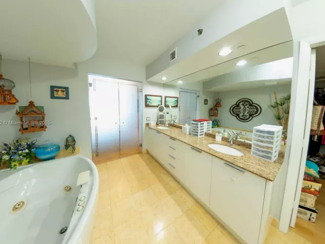 Продажа квартиры #2004 - фото 6233246