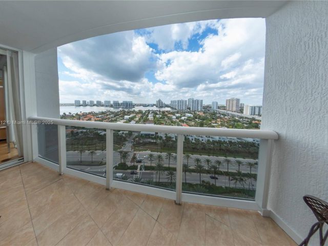 Продажа квартиры # - фото 6233241