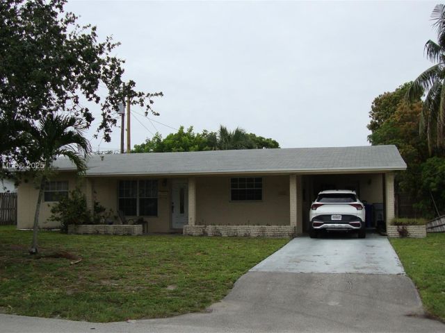 Продажа дома по адресу 1500 NE 33rd Ct - фото 6232454