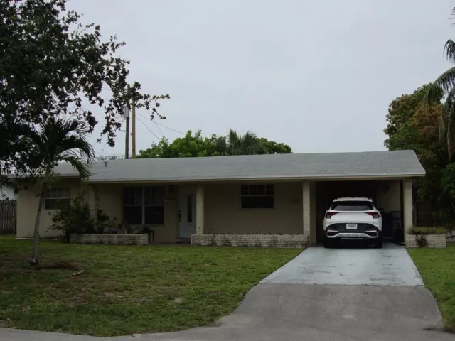 Продажа дома по адресу 1500 NE 33rd Ct - фото 6232454