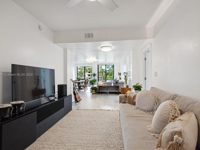 Продажа квартиры #412 - фото 6236658