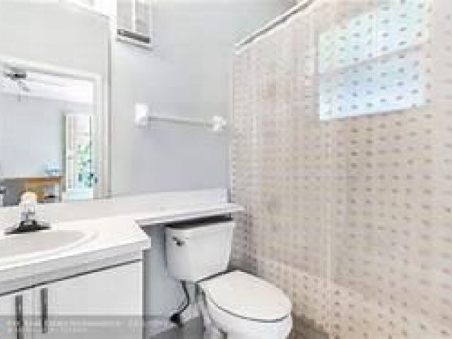 Продажа дома по адресу 301 Isle Of Capri Dr 301 - фото 6231366