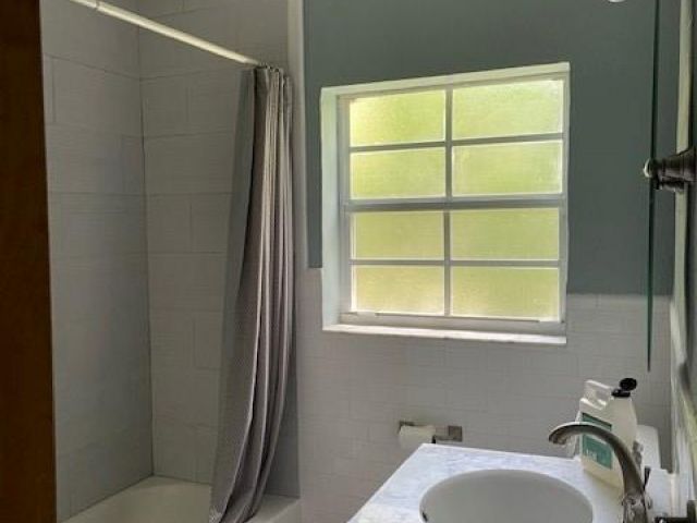 Дом в аренду по адресу 6625 Nervia St - фото 6282673