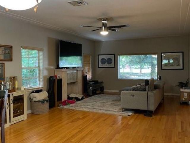 Дом в аренду по адресу 6625 Nervia St - фото 6282685