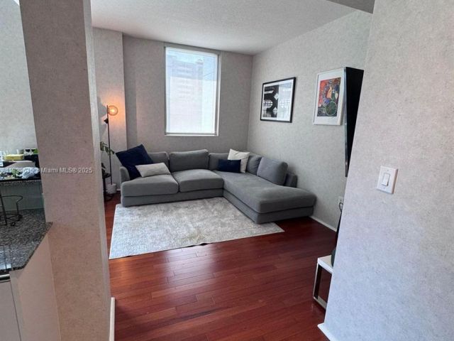 Продажа квартиры #422 - фото 6235443