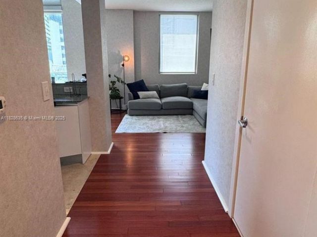 Продажа квартиры #422 - фото 6235445