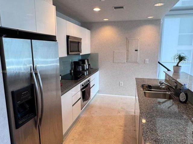 Продажа квартиры #422 - фото 6235450