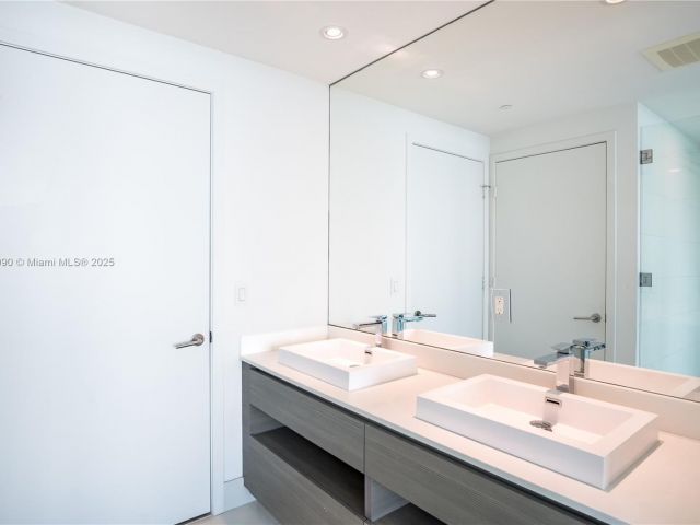 Продажа квартиры #805 - фото 6247827