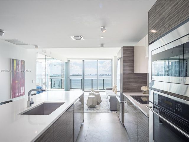 Продажа квартиры #805 - фото 6247840