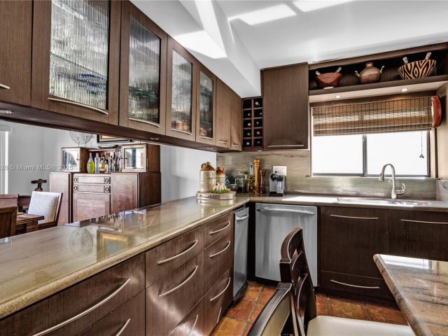 Продажа дома по адресу 3520 Rockerman Rd - фото 6278730