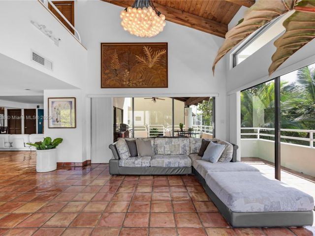 Продажа дома по адресу 3520 Rockerman Rd - фото 6278737