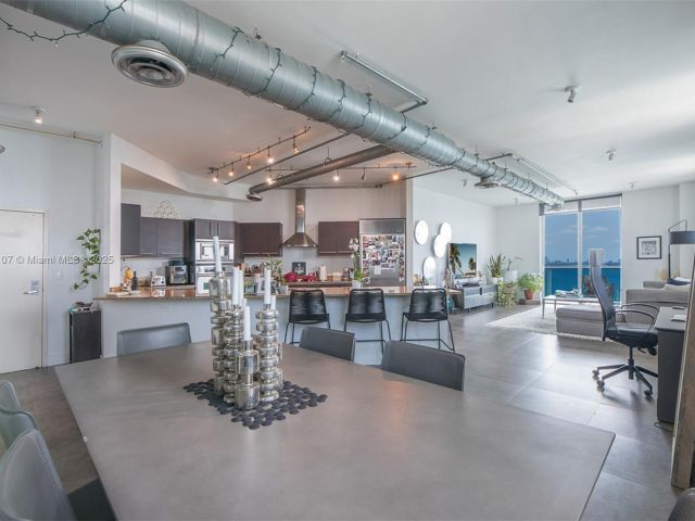 Продажа квартиры #1604 - фото 6236971