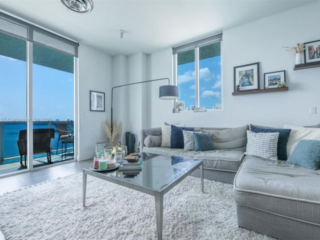 Продажа квартиры #1604 - фото 6236973