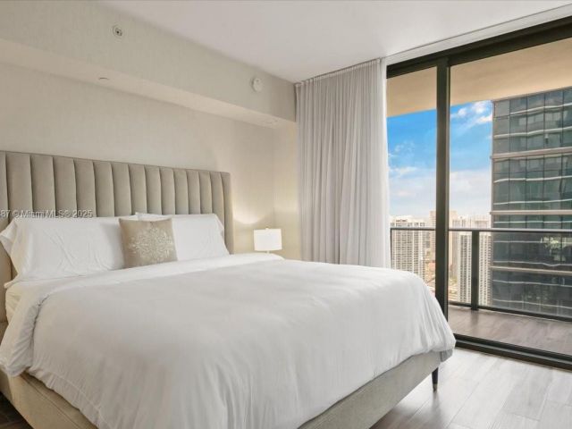 Квартира в аренду номер4708 - фото 6261026