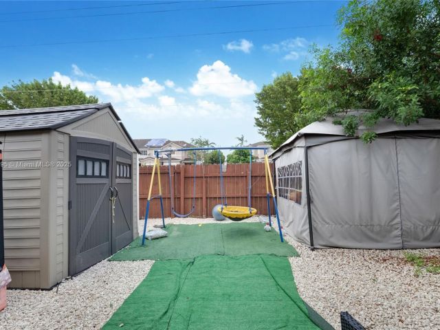 Дом в аренду по адресу 13963 SW 280th Ter 0 - фото 6234957