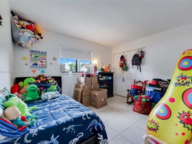 Дом в аренду по адресу 13963 SW 280th Ter 0 - фото 6234964