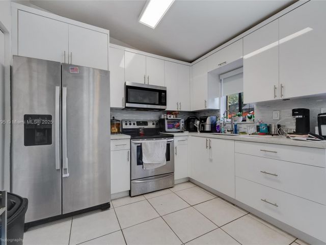 Дом в аренду по адресу 13963 SW 280th Ter 0 - фото 6234966