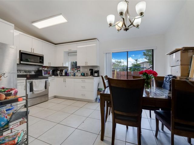 Дом в аренду по адресу 13963 SW 280th Ter 0 - фото 6234967