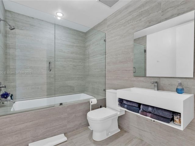 Продажа квартиры #4305 - фото 6236408