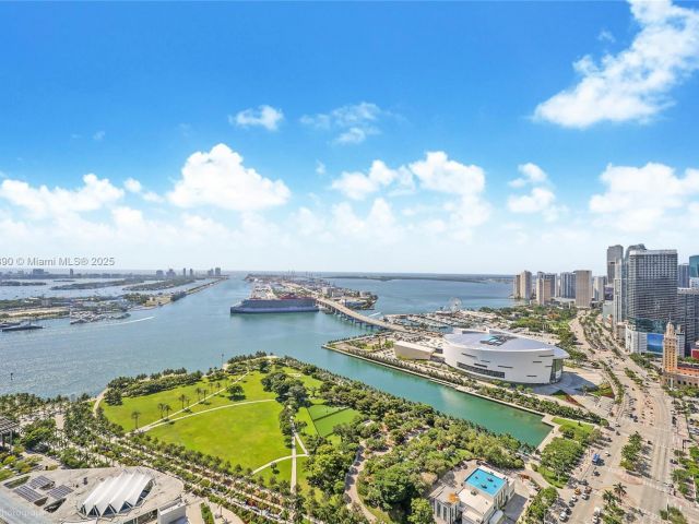 Продажа квартиры #4305 - фото 6236413