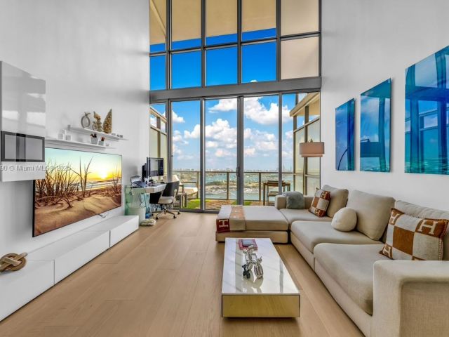 Продажа квартиры #4305 - фото 6236423