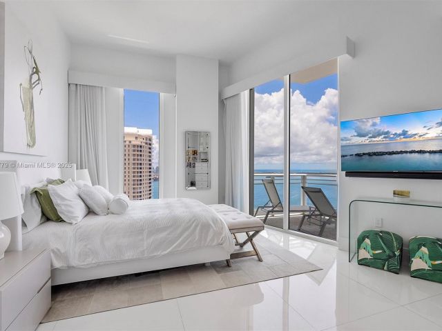 Продажа квартиры #3103 - фото 6235856