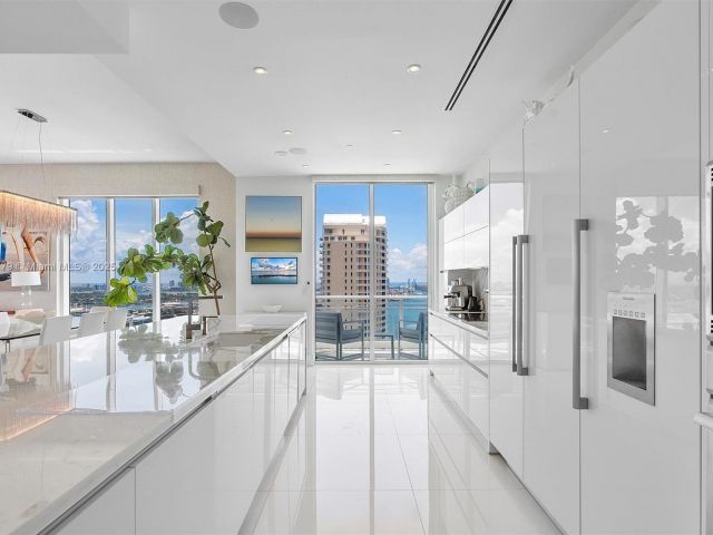 Продажа квартиры #3103 - фото 6235859