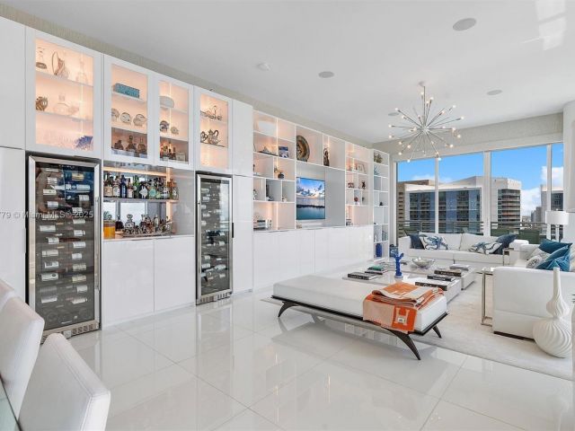 Продажа квартиры #3103 - фото 6235867