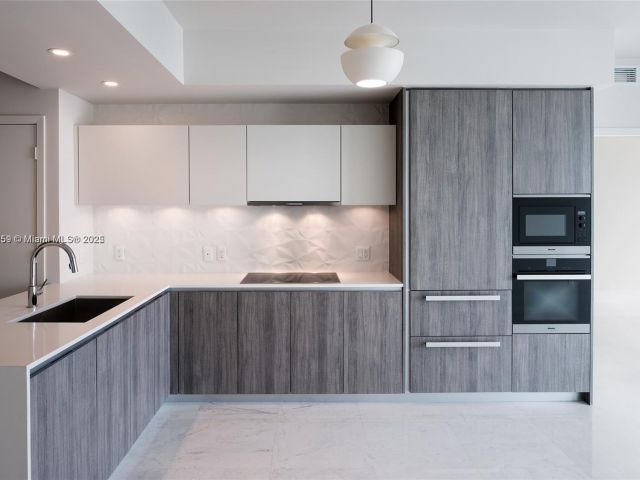 Продажа квартиры #1603 - фото 6236623