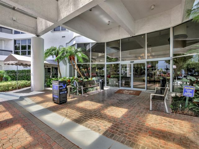 Продажа квартиры #1606 - фото 6237457