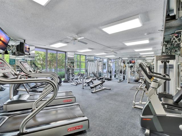 Продажа квартиры #1606 - фото 6237463