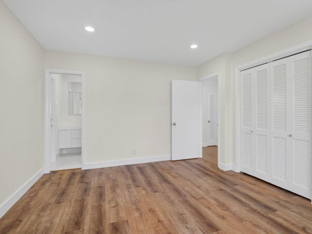 Продажа дома по адресу 1345 SW 9th Avenue - фото 6274516