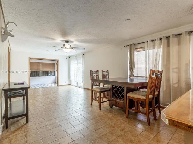 Продажа дома по адресу 576 Marshall Rd - фото 6255391