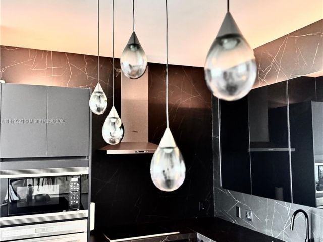 Продажа квартиры #3408 - фото 6236928