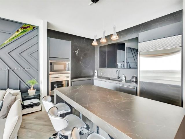 Продажа квартиры #3408 - фото 6236929