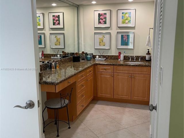 Квартира в аренду номер823 - фото 6237438