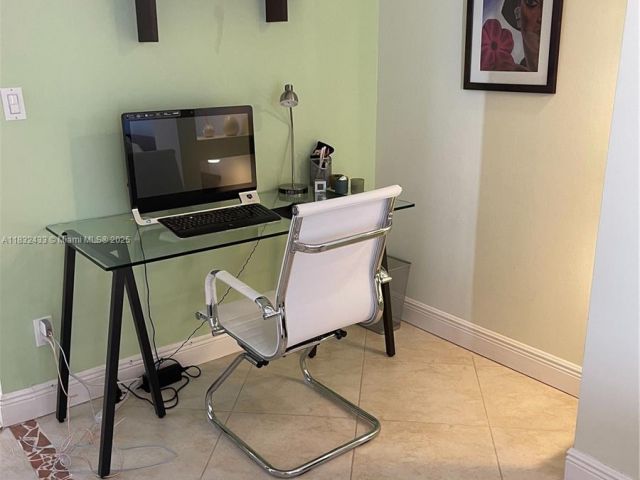 Квартира в аренду номер823 - фото 6237439