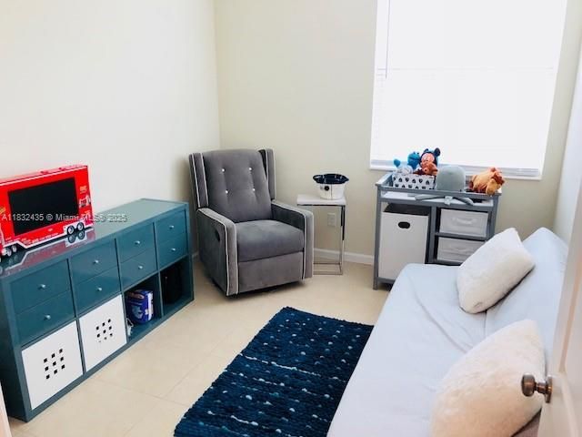 Дом в аренду по адресу 2950 St Thomas Dr 2950 - фото 6234920