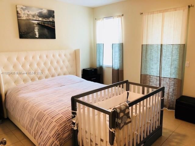 Дом в аренду по адресу 2950 St Thomas Dr 2950 - фото 6234928