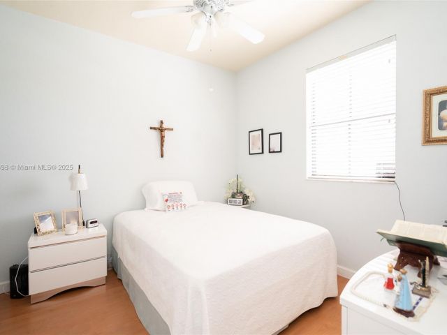 Дом в аренду по адресу 23480 SW 113th Ave 23480 - фото 6235056