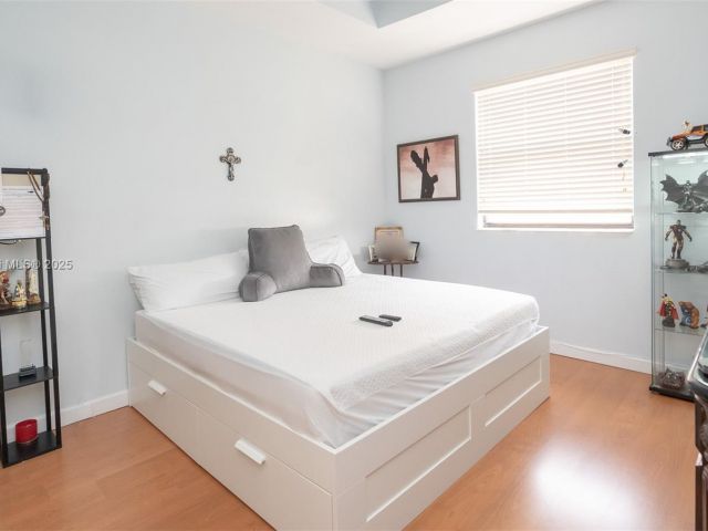 Дом в аренду по адресу 23480 SW 113th Ave 23480 - фото 6235059