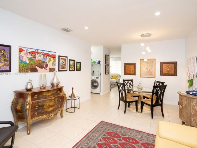 Дом в аренду по адресу 23480 SW 113th Ave 23480 - фото 6235068