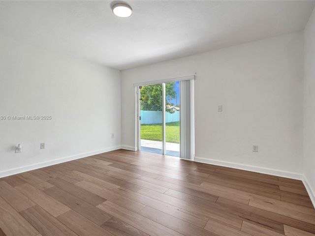 Продажа дома по адресу 12254 SW 217th St - фото 6239264