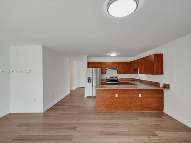 Продажа дома по адресу 12254 SW 217th St - фото 6239269