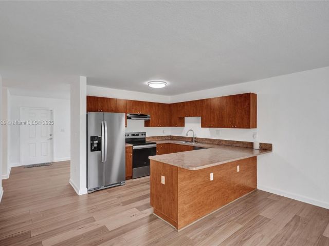 Продажа дома по адресу 12254 SW 217th St - фото 6239272