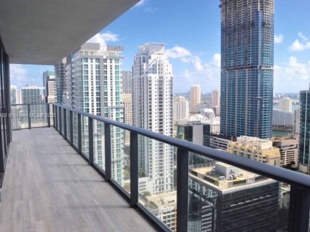 Продажа квартиры #3601 - фото 6249818