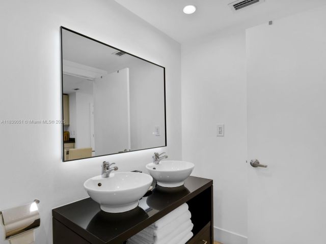 Продажа квартиры #1631 - фото 6283952