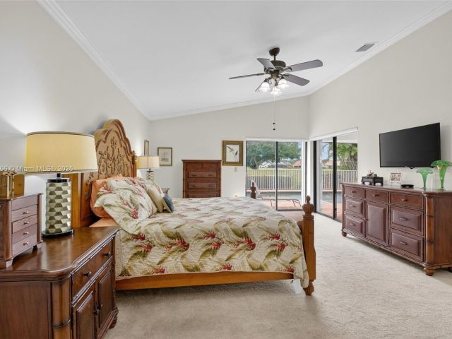 Продажа дома по адресу 10344 Sunset Bend Dr - фото 6234346