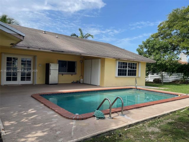 Продажа дома по адресу 14409 SW 141st Pl - фото 6234720